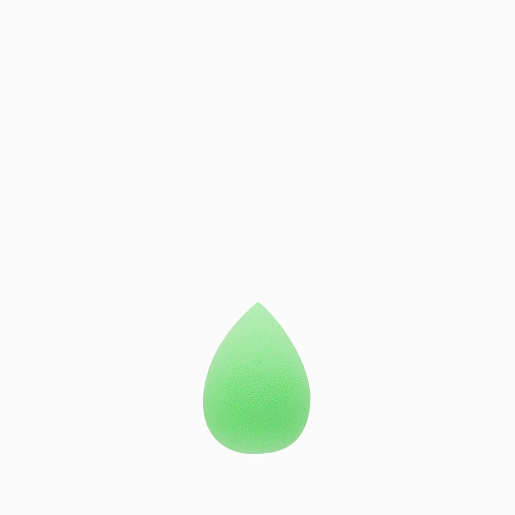 NICKA K NEWYORK NK Air Brush Blending Sponge Teardrop